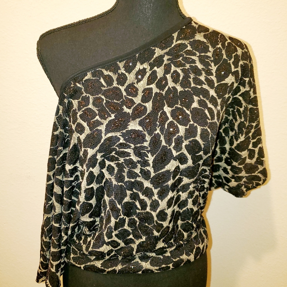 Fashion Off-Shoulder Top